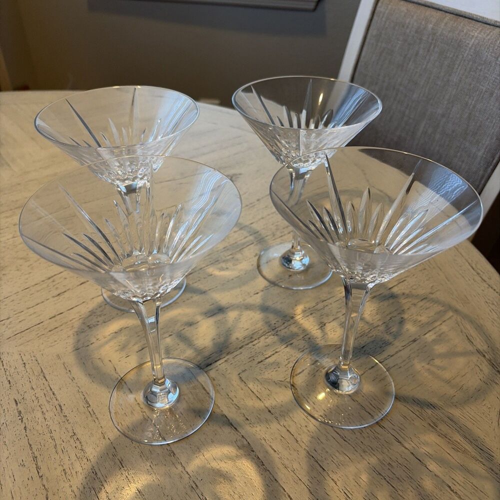 Set of 4 Crystal Etched Martini Glasses 6.5” Tall x 4.5”W